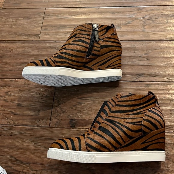 Linea Paola Women’s Felicia Animal Print Sneakers Size 7 - Picture 5 of 8